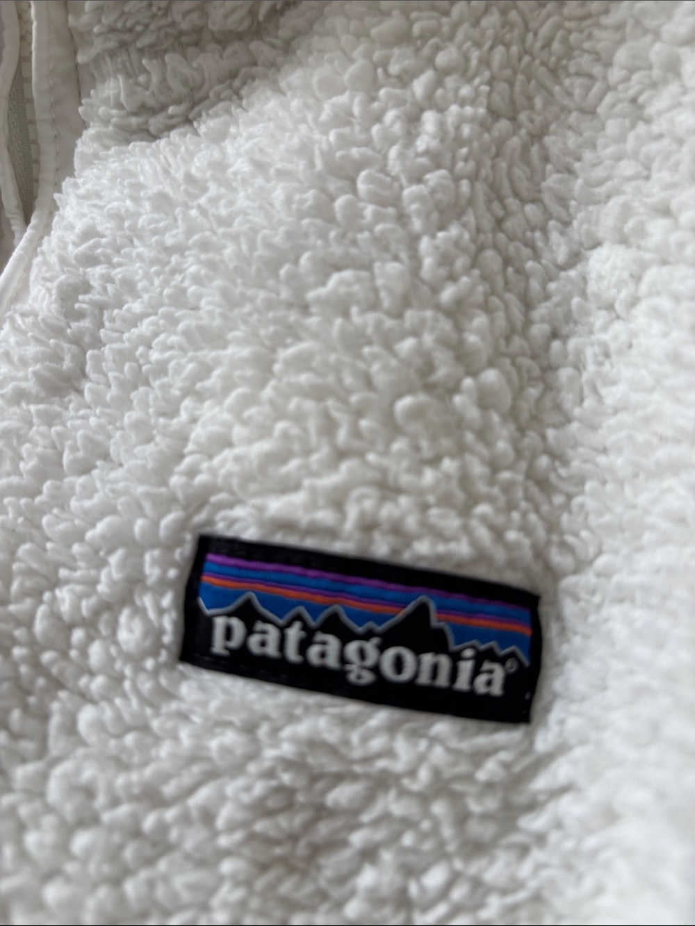Patagonia White Sherpa Fleece Zip Vest - Picture 6 of 7